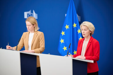 Kaja Kallas and Ursula von der Leyen
