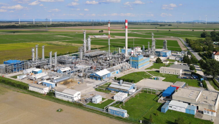 Natural gas processing plant in Aderklaa, Austria
