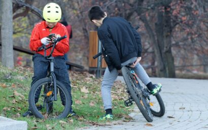 kids, bikes, telephone