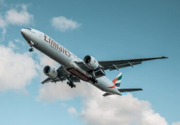 Emirates Boeing jet