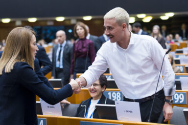 Lukas Sieper, Roberta Metsola