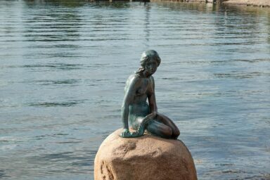 copenhagen's little mermaid