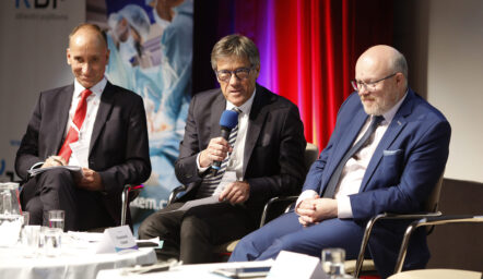 president of the Czech Society of Cardiology Petr Ošťádal, president of the European Society of Cardiology Franz Weidinger, Minister of Health Vlastimil Válek