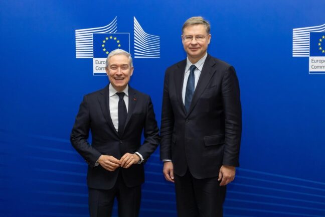 champagne, dombrovskis