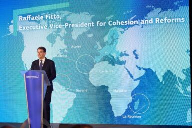 Raffaele Fitto said member states may use cohesion funds to deal with energy crisis (Photo: European Commission)