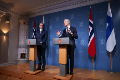 Finnish President Alexander Stubb and Norwegian Prime Minister Jonas Gahr Støre at a joint press conference in Oslo