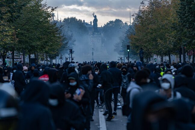 Paris protests 17ts October