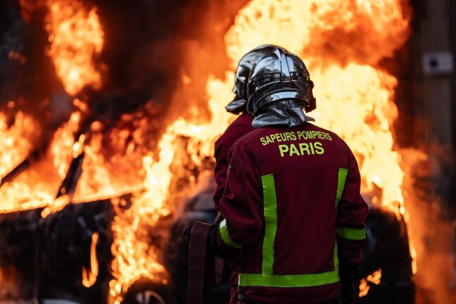 Firemen in Paris 17th October