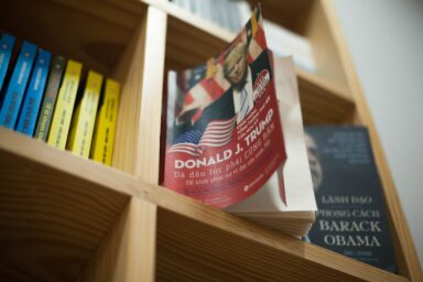Books by Donald Trump, Barack Obama